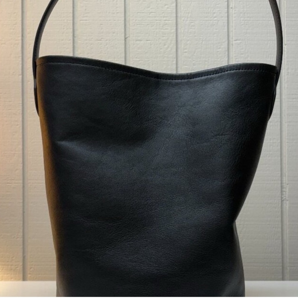 Jcrew Berkeley Bucket Bag - Picture 4 of 7